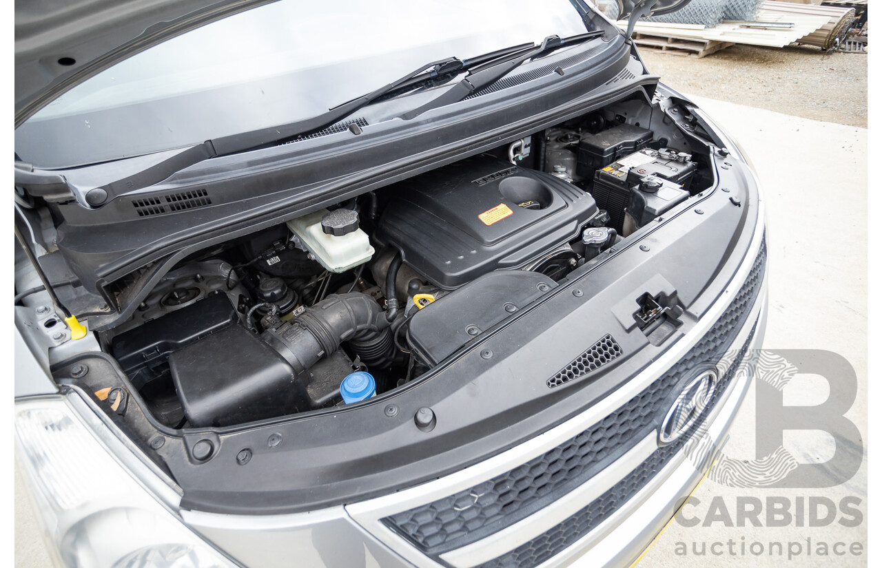 8/2011 Hyundai iLoad TQ MY11 4d Van Hyper Silver Metallic Turbo Diesel 2.5L