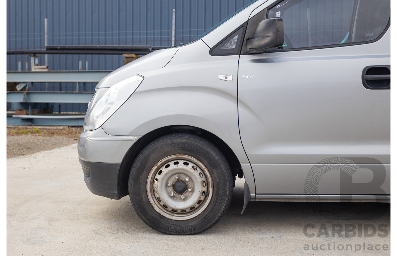 8/2011 Hyundai iLoad TQ MY11 4d Van Hyper Silver Metallic Turbo Diesel 2.5L