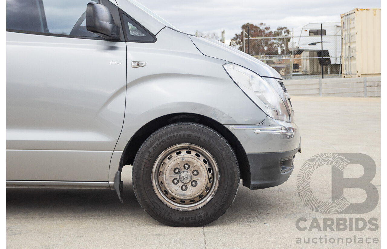 8/2011 Hyundai iLoad TQ MY11 4d Van Hyper Silver Metallic Turbo Diesel 2.5L