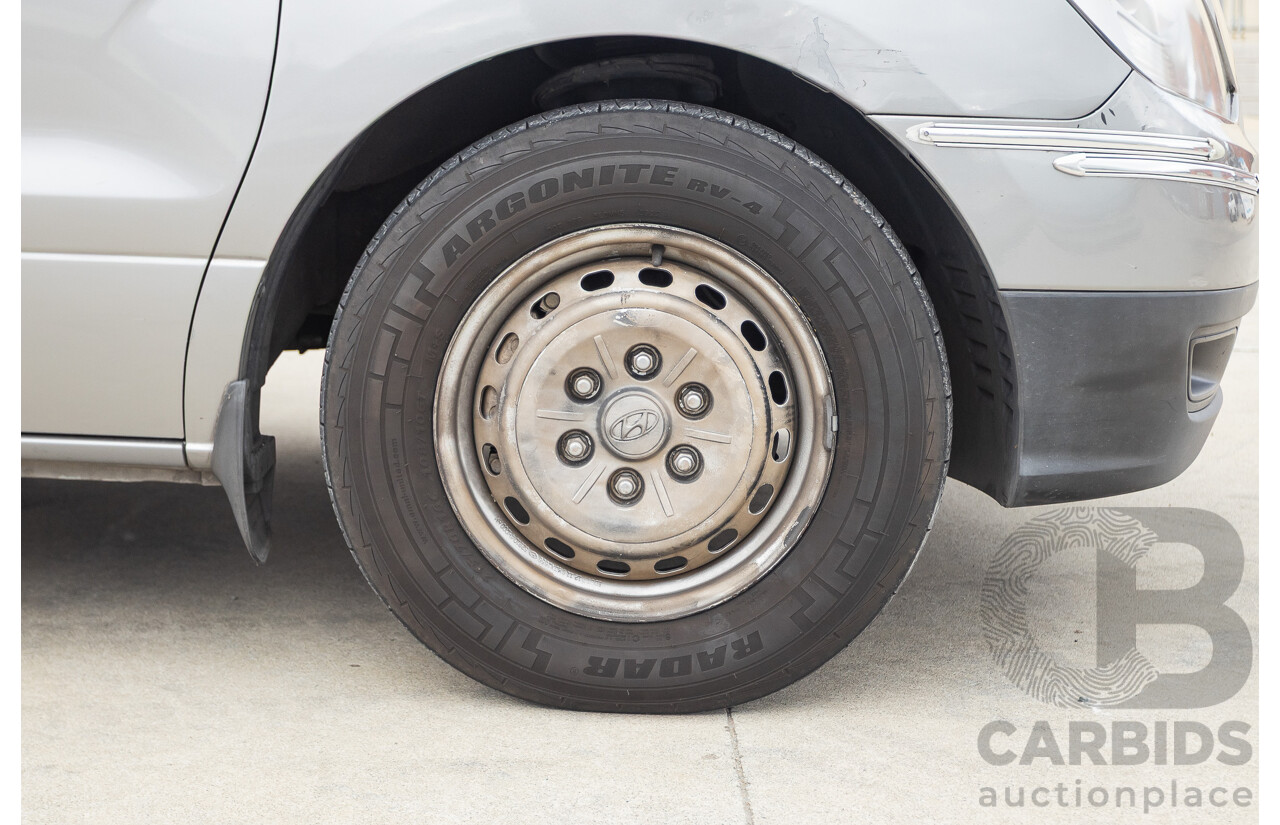 8/2011 Hyundai iLoad TQ MY11 4d Van Hyper Silver Metallic Turbo Diesel 2.5L