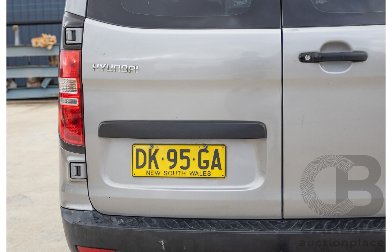 8/2011 Hyundai iLoad TQ MY11 4d Van Hyper Silver Metallic Turbo Diesel 2.5L