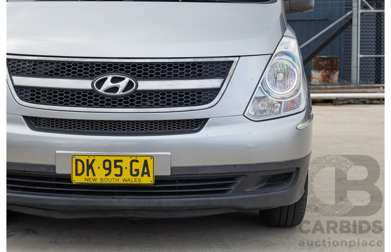 8/2011 Hyundai iLoad TQ MY11 4d Van Hyper Silver Metallic Turbo Diesel 2.5L