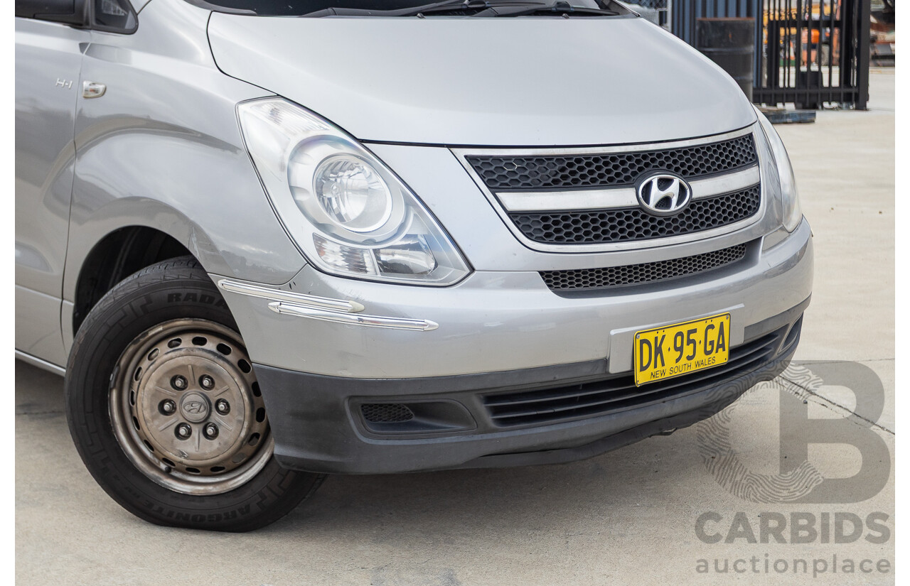 8/2011 Hyundai iLoad TQ MY11 4d Van Hyper Silver Metallic Turbo Diesel 2.5L