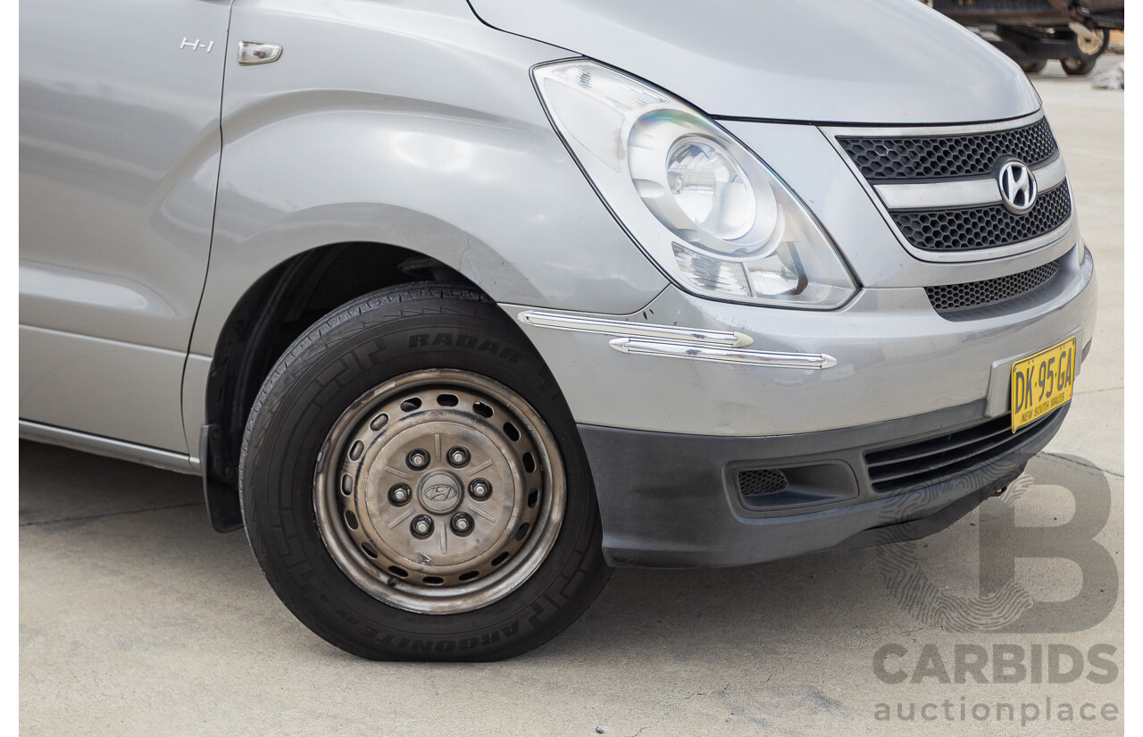 8/2011 Hyundai iLoad TQ MY11 4d Van Hyper Silver Metallic Turbo Diesel 2.5L