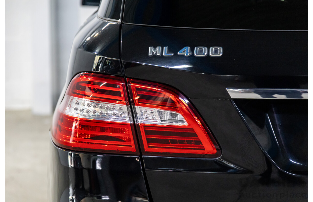 10/2014 Mercedes-Benz ML400 AMG Package (4x4) 166 MY14 4d Wagon Black Obsidian Metallic Twin Turbo V6 3.0L
