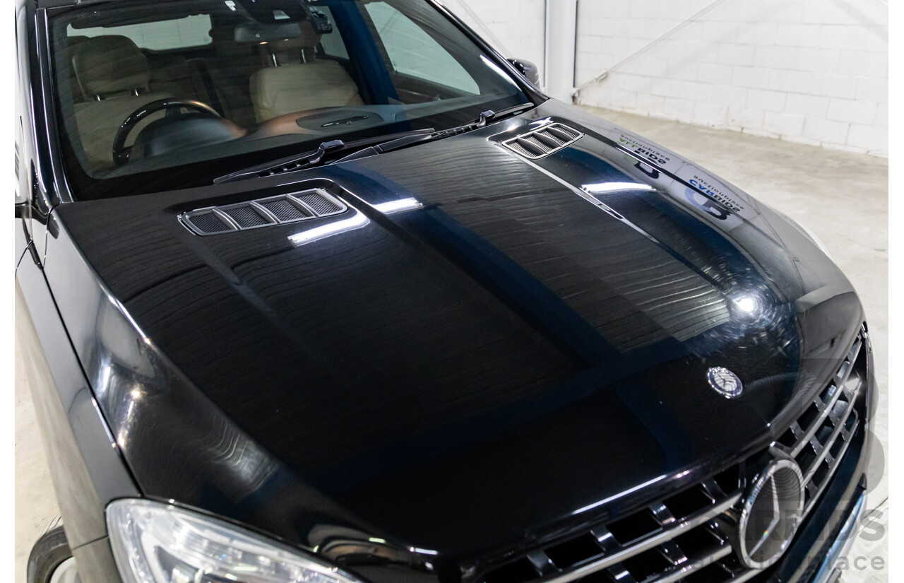 10/2014 Mercedes-Benz ML400 AMG Package (4x4) 166 MY14 4d Wagon Black Obsidian Metallic Twin Turbo V6 3.0L