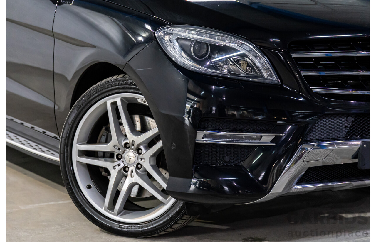 10/2014 Mercedes-Benz ML400 AMG Package (4x4) 166 MY14 4d Wagon Black Obsidian Metallic Twin Turbo V6 3.0L