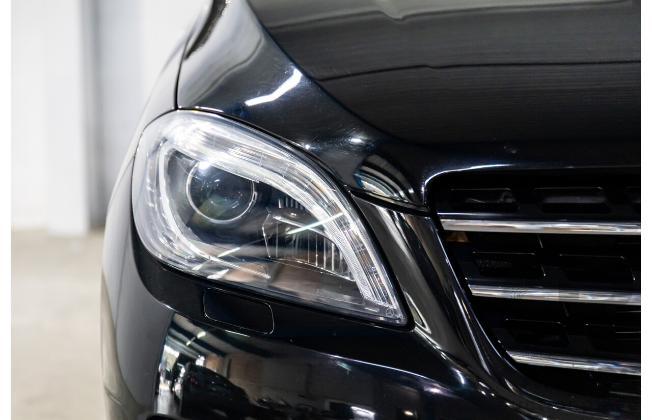 10/2014 Mercedes-Benz ML400 AMG Package (4x4) 166 MY14 4d Wagon Black Obsidian Metallic Twin Turbo V6 3.0L