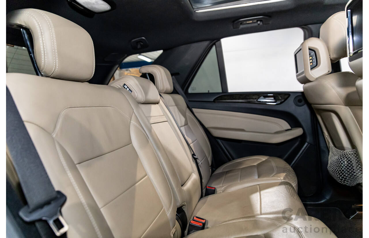 10/2014 Mercedes-Benz ML400 AMG Package (4x4) 166 MY14 4d Wagon Black Obsidian Metallic Twin Turbo V6 3.0L
