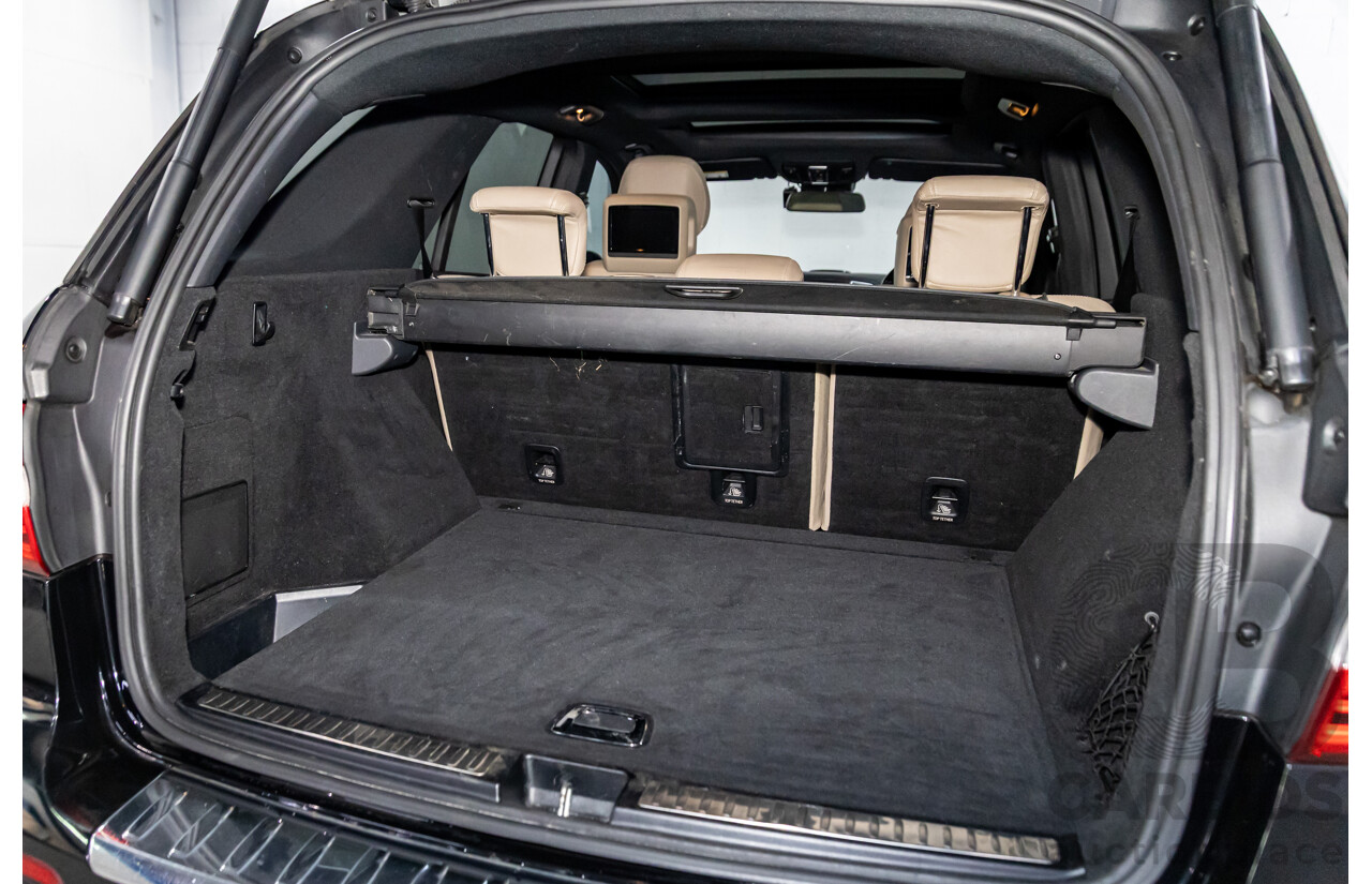 10/2014 Mercedes-Benz ML400 AMG Package (4x4) 166 MY14 4d Wagon Black Obsidian Metallic Twin Turbo V6 3.0L