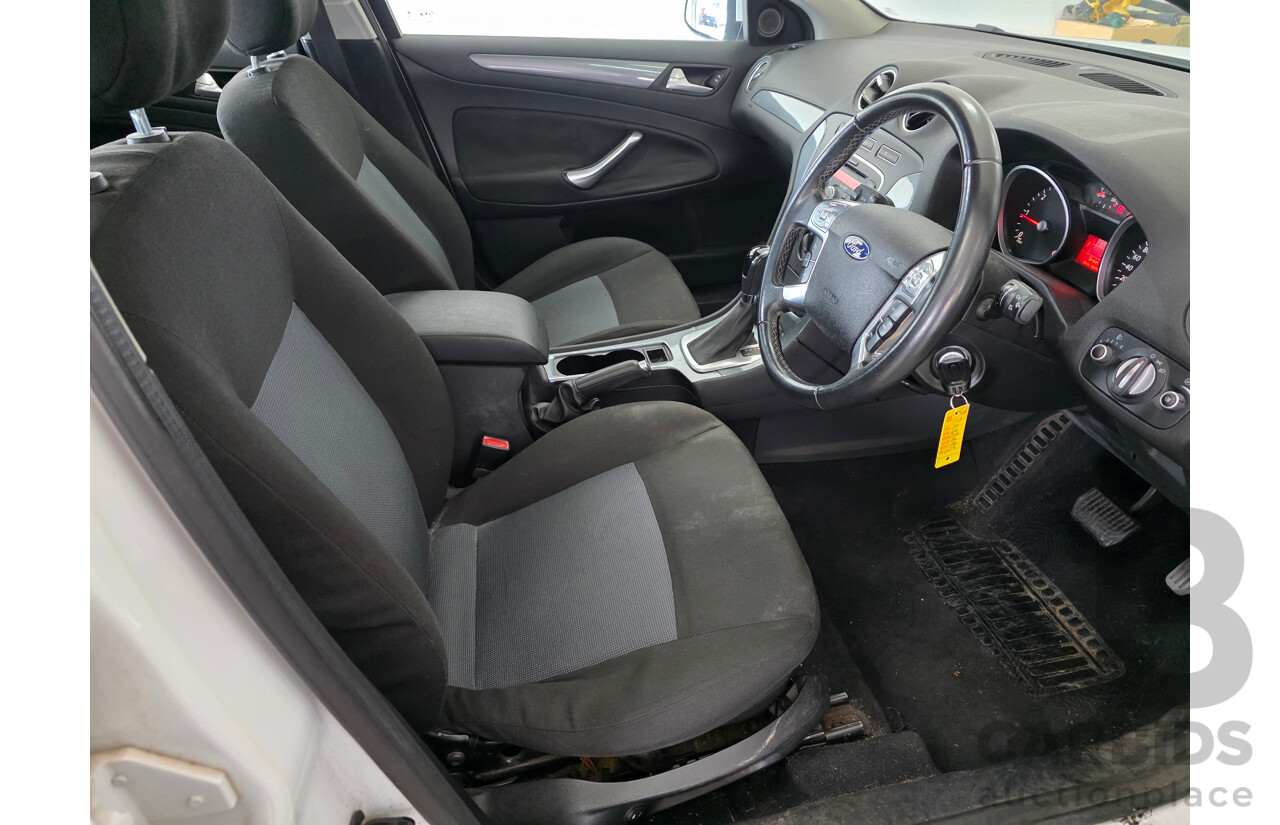 12/2010 Ford Mondeo LX TDCi MB 4d Wagon White Turbo Diesel 2.0L