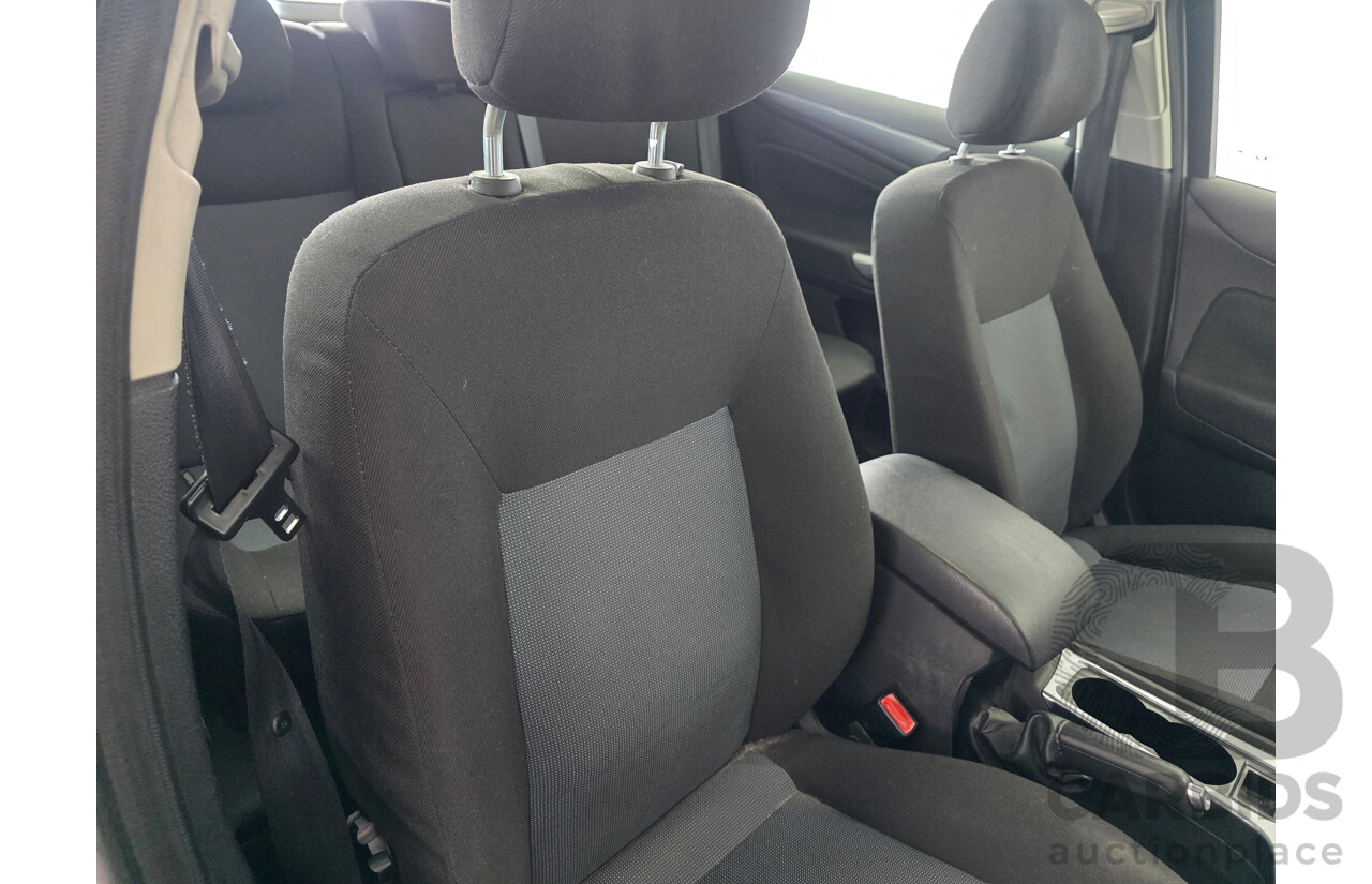 12/2010 Ford Mondeo LX TDCi MB 4d Wagon White Turbo Diesel 2.0L