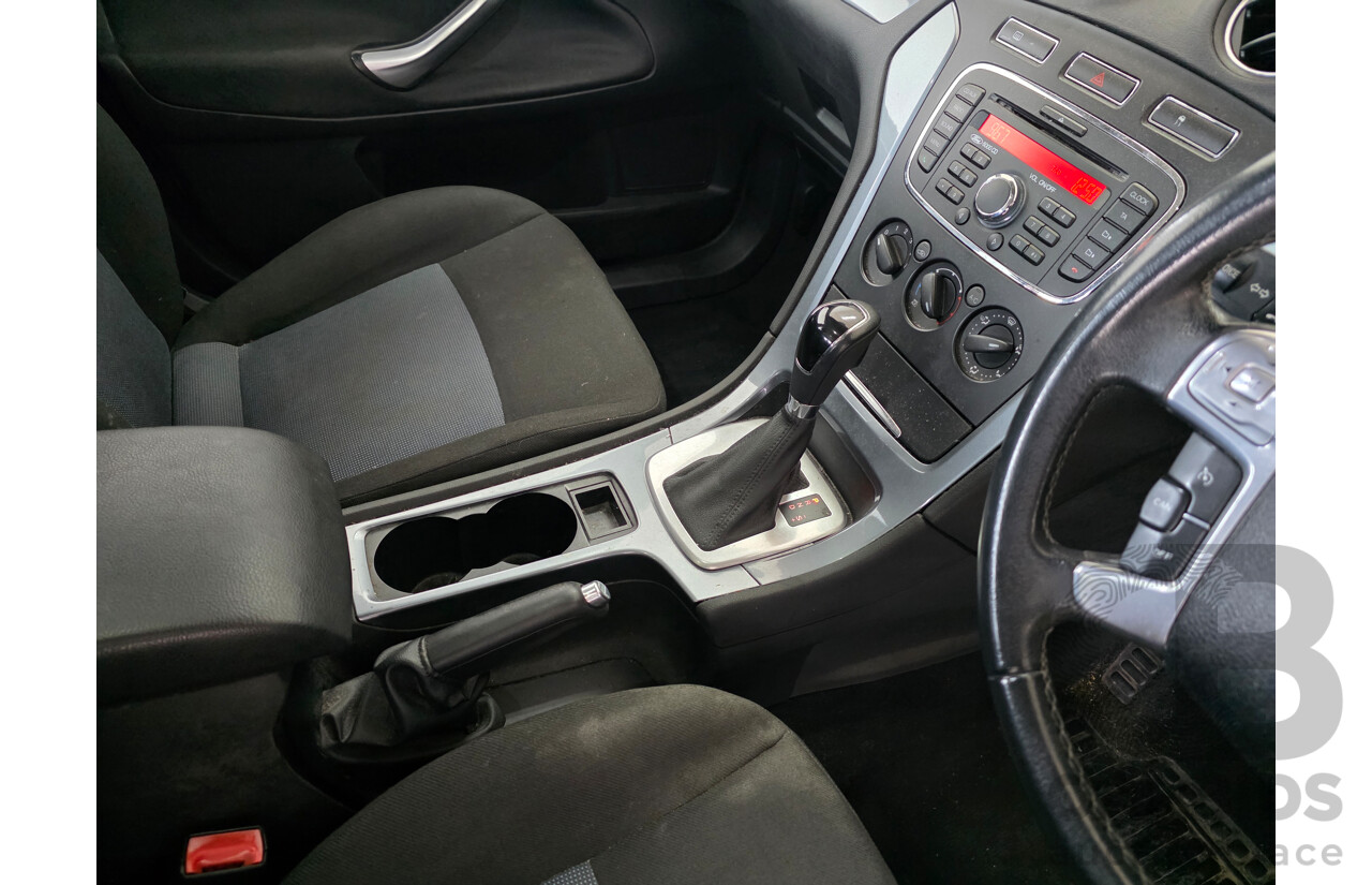 12/2010 Ford Mondeo LX TDCi MB 4d Wagon White Turbo Diesel 2.0L