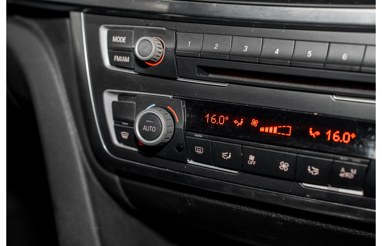 8/2014 BMW 328i Luxury Line F30 MY14 4d Sedan Black Sapphire Metallic Turbo 2.0L