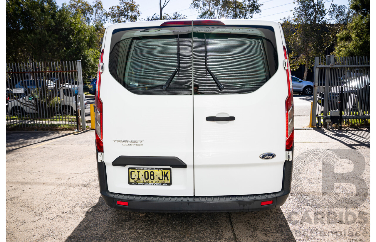 05/2016 Ford Transit Custom 290S SWB (FWD) VN MY16.00 3D Van Frozen White Turbo Diesel 2.2L