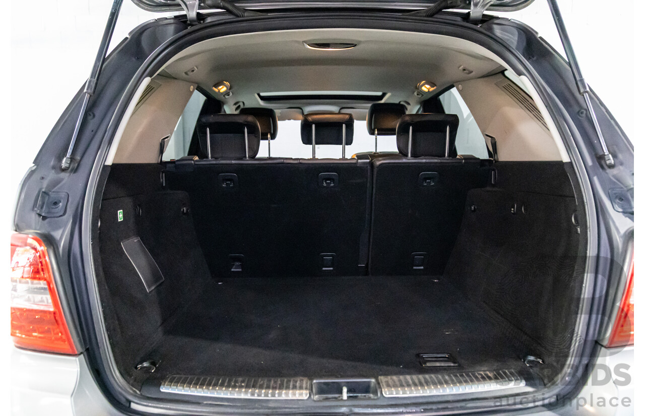 8/2010 Mercedes-Benz ML 350 CDI BE (4x4) W164 09 UPGRADE 4d Wagon Palladium Silver Metallic Turbo Diesel 3.0L