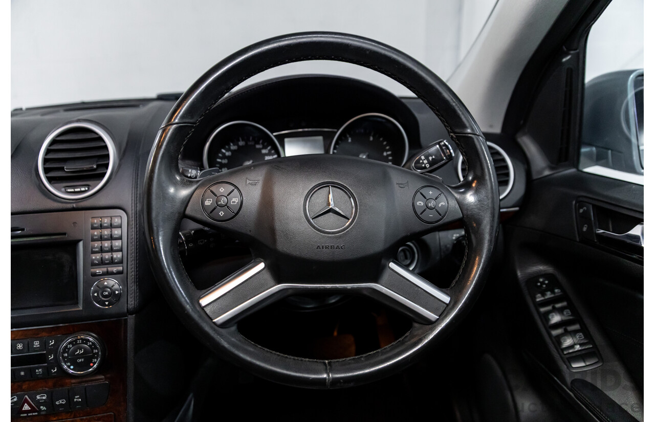 8/2010 Mercedes-Benz ML 350 CDI BE (4x4) W164 09 UPGRADE 4d Wagon Palladium Silver Metallic Turbo Diesel 3.0L