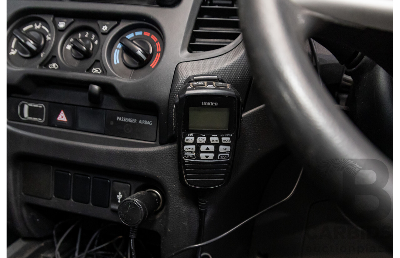 11/2016 Mitsubishi Triton GLX (4x4) MQ MY16 Club C/Chas Solid White Turbo Diesel 2.4L - Custom Tipper Tray