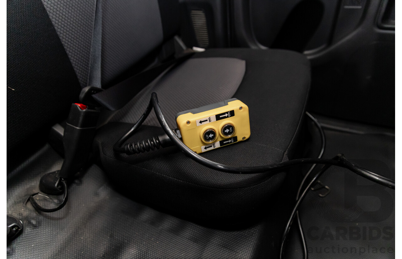 11/2016 Mitsubishi Triton GLX (4x4) MQ MY16 Club C/Chas Solid White Turbo Diesel 2.4L - Custom Tipper Tray