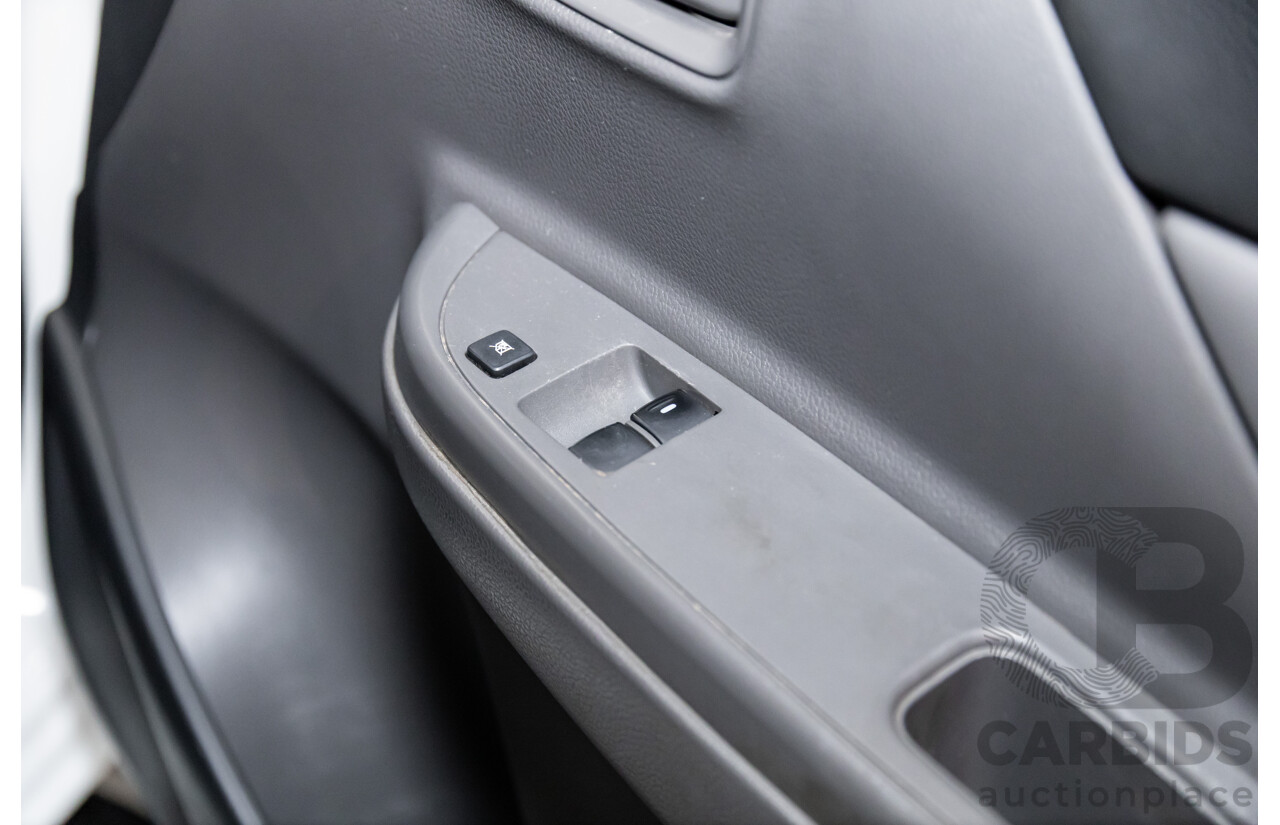 11/2016 Mitsubishi Triton GLX (4x4) MQ MY16 Club C/Chas Solid White Turbo Diesel 2.4L - Custom Tipper Tray