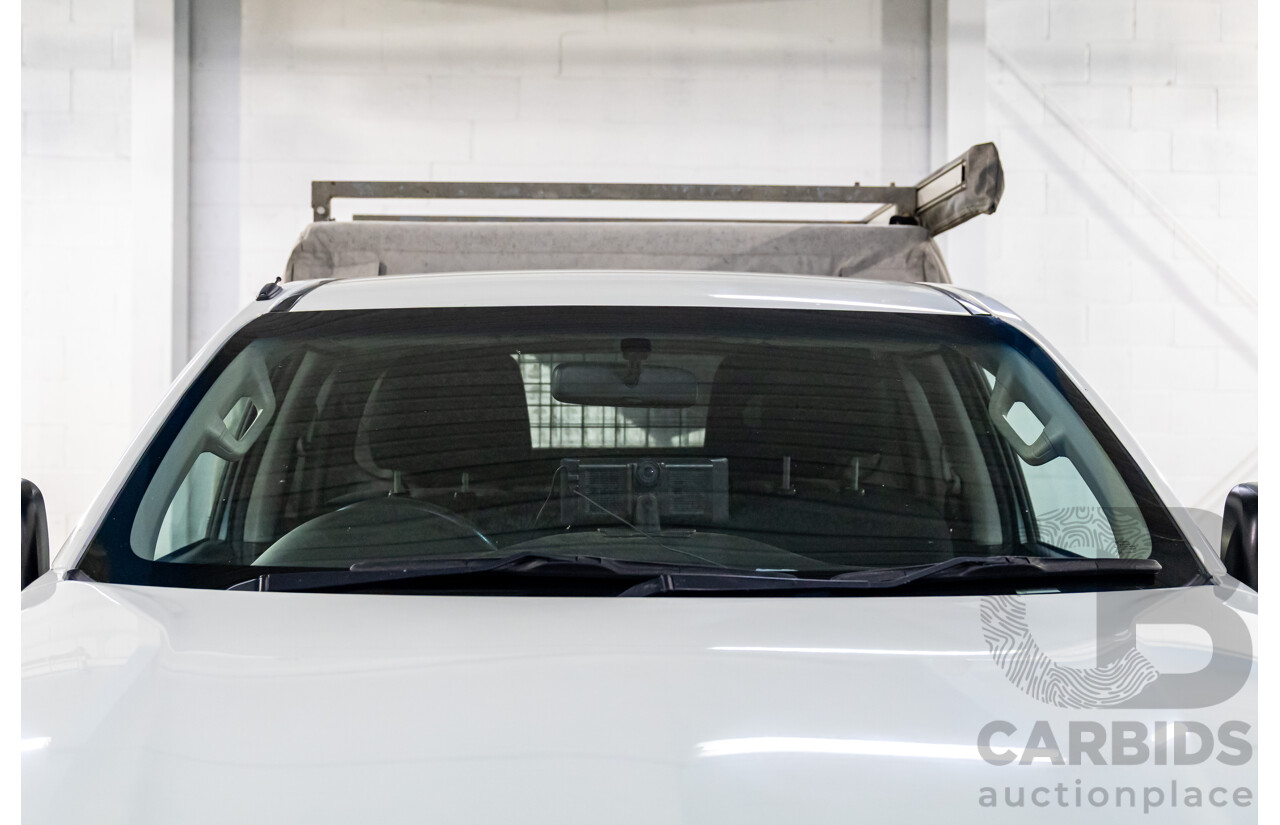 11/2016 Mitsubishi Triton GLX (4x4) MQ MY16 Club C/Chas Solid White Turbo Diesel 2.4L - Custom Tipper Tray