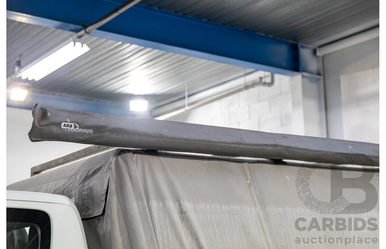 11/2016 Mitsubishi Triton GLX (4x4) MQ MY16 Club C/Chas Solid White Turbo Diesel 2.4L - Custom Tipper Tray