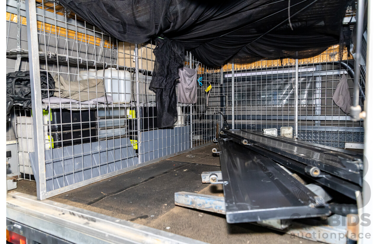 11/2016 Mitsubishi Triton GLX (4x4) MQ MY16 Club C/Chas Solid White Turbo Diesel 2.4L - Custom Tipper Tray