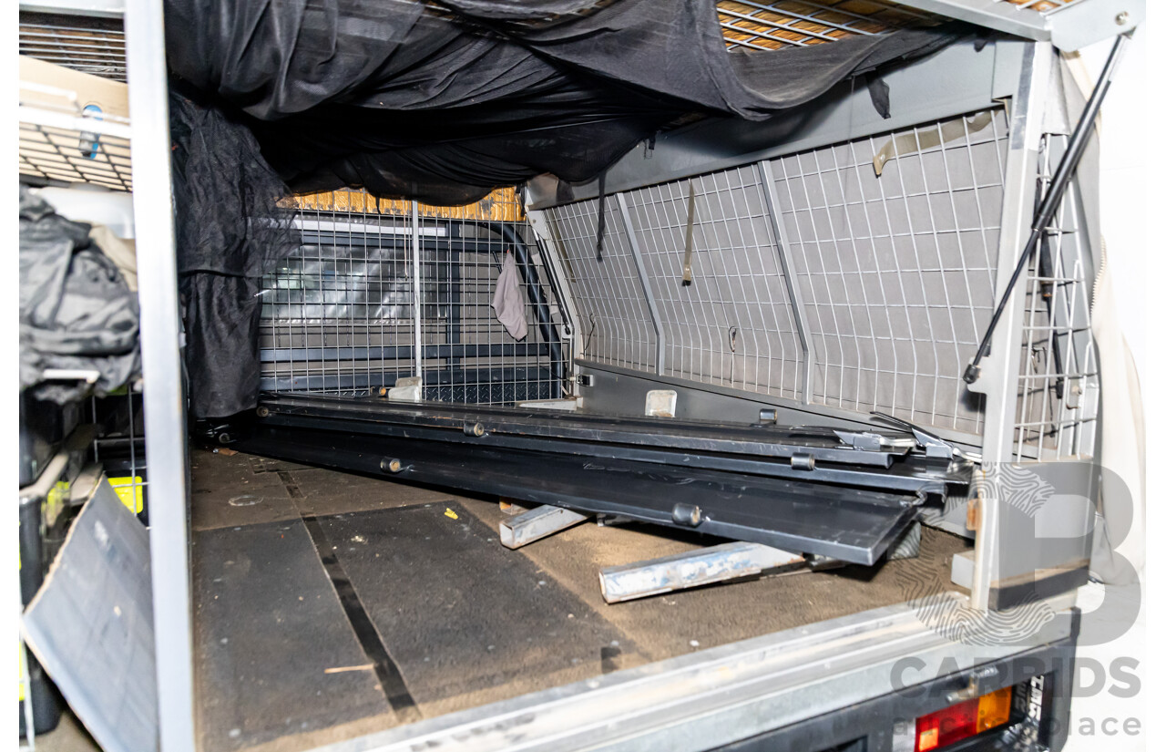 11/2016 Mitsubishi Triton GLX (4x4) MQ MY16 Club C/Chas Solid White Turbo Diesel 2.4L - Custom Tipper Tray