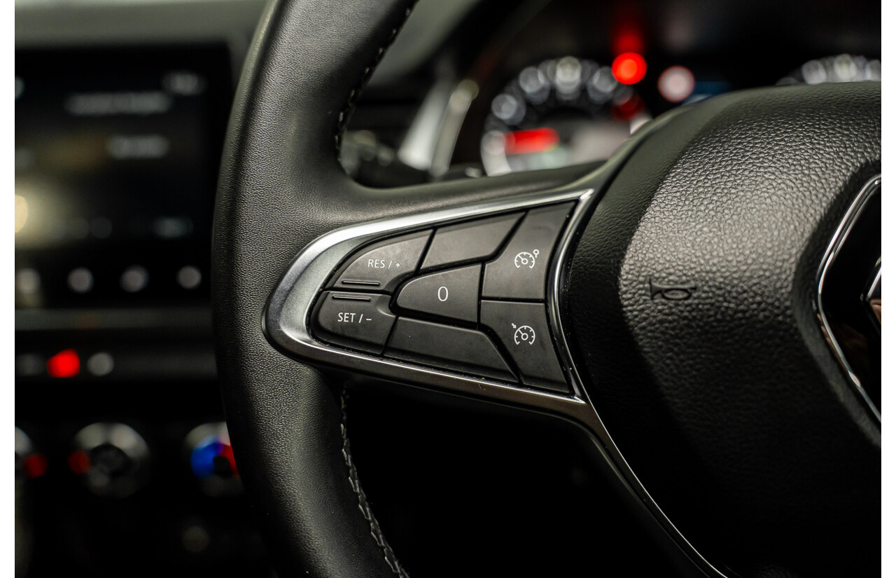 01/2023 Renault Captur Life (FWD) XJB MY23 4d Wagon Smokey Blue Turbo 1.3L