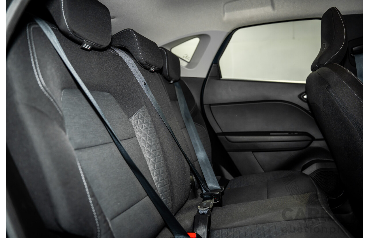 01/2023 Renault Captur Life (FWD) XJB MY23 4d Wagon Smokey Blue Turbo 1.3L