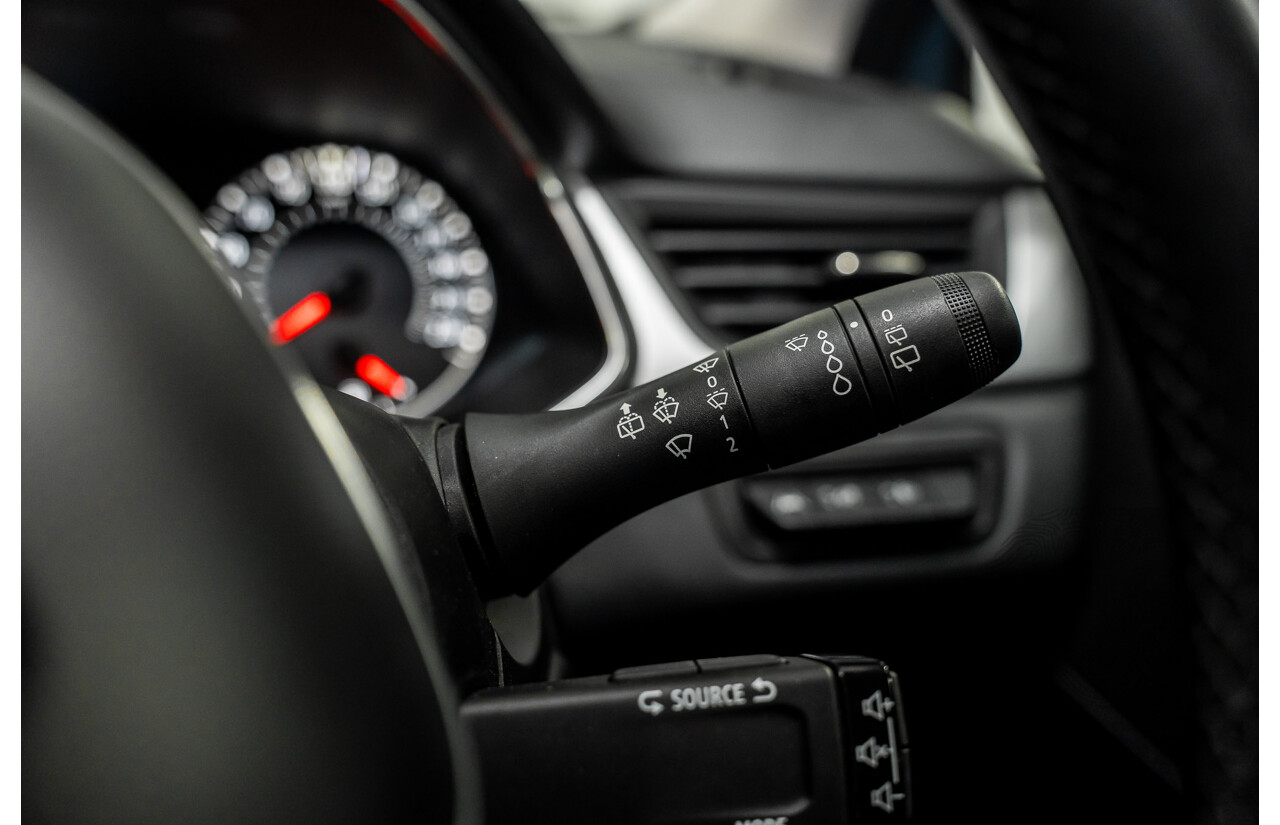 01/2023 Renault Captur Life (FWD) XJB MY23 4d Wagon Smokey Blue Turbo 1.3L