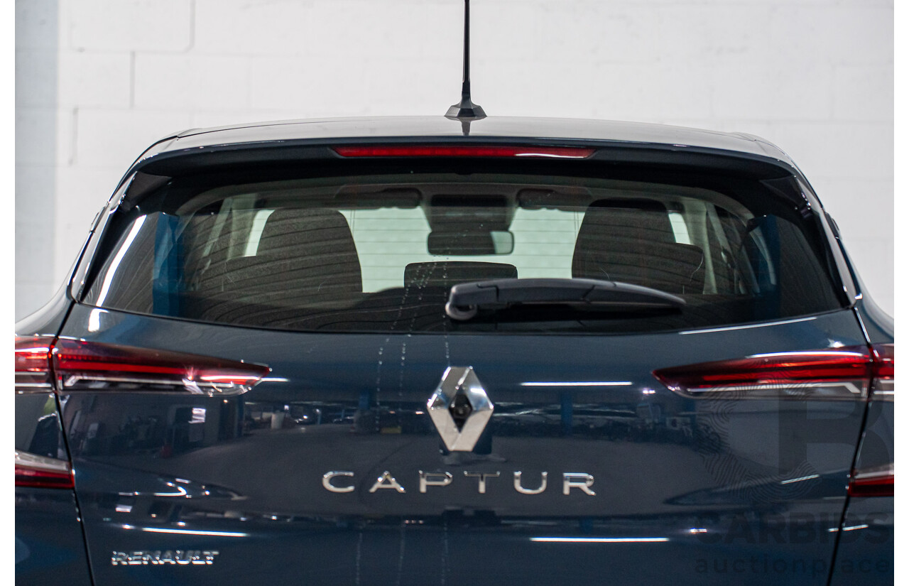 01/2023 Renault Captur Life (FWD) XJB MY23 4d Wagon Smokey Blue Turbo 1.3L
