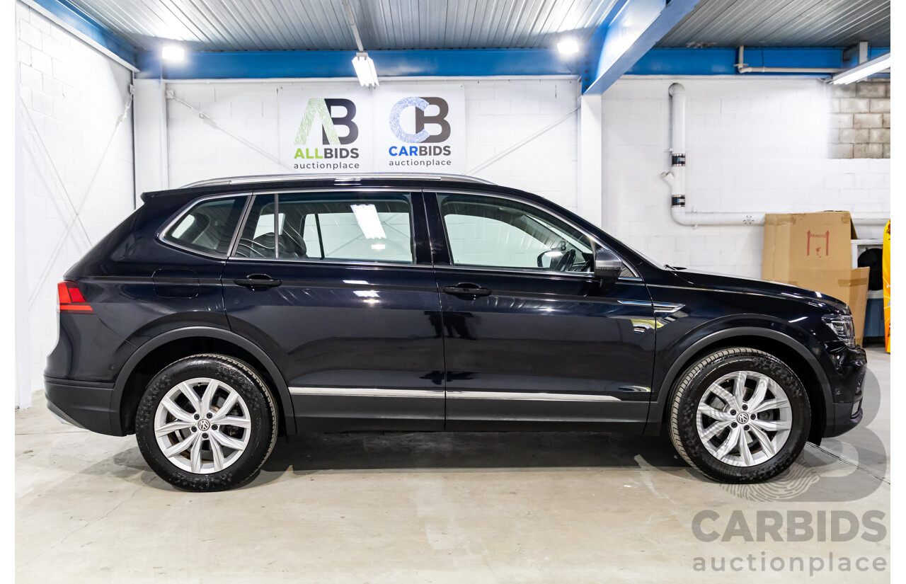 07/2018 Volkswagen Tiguan Allspace 110 TSI Comfortline (FWD) 5NA MY18 4d Wagon Deep Black Pearl Turbo 1.4L
