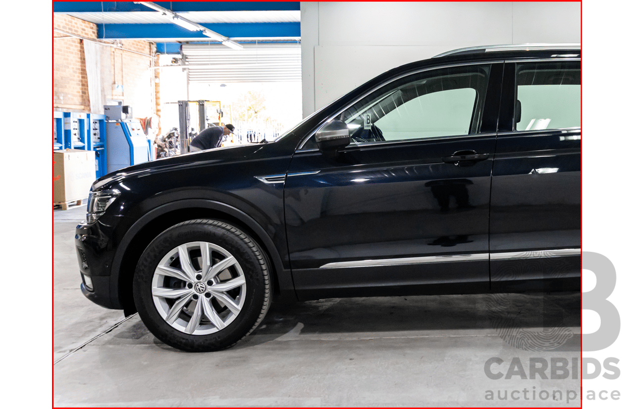 07/2018 Volkswagen Tiguan Allspace 110 TSI Comfortline (FWD) 5NA MY18 4d Wagon Deep Black Pearl Turbo 1.4L