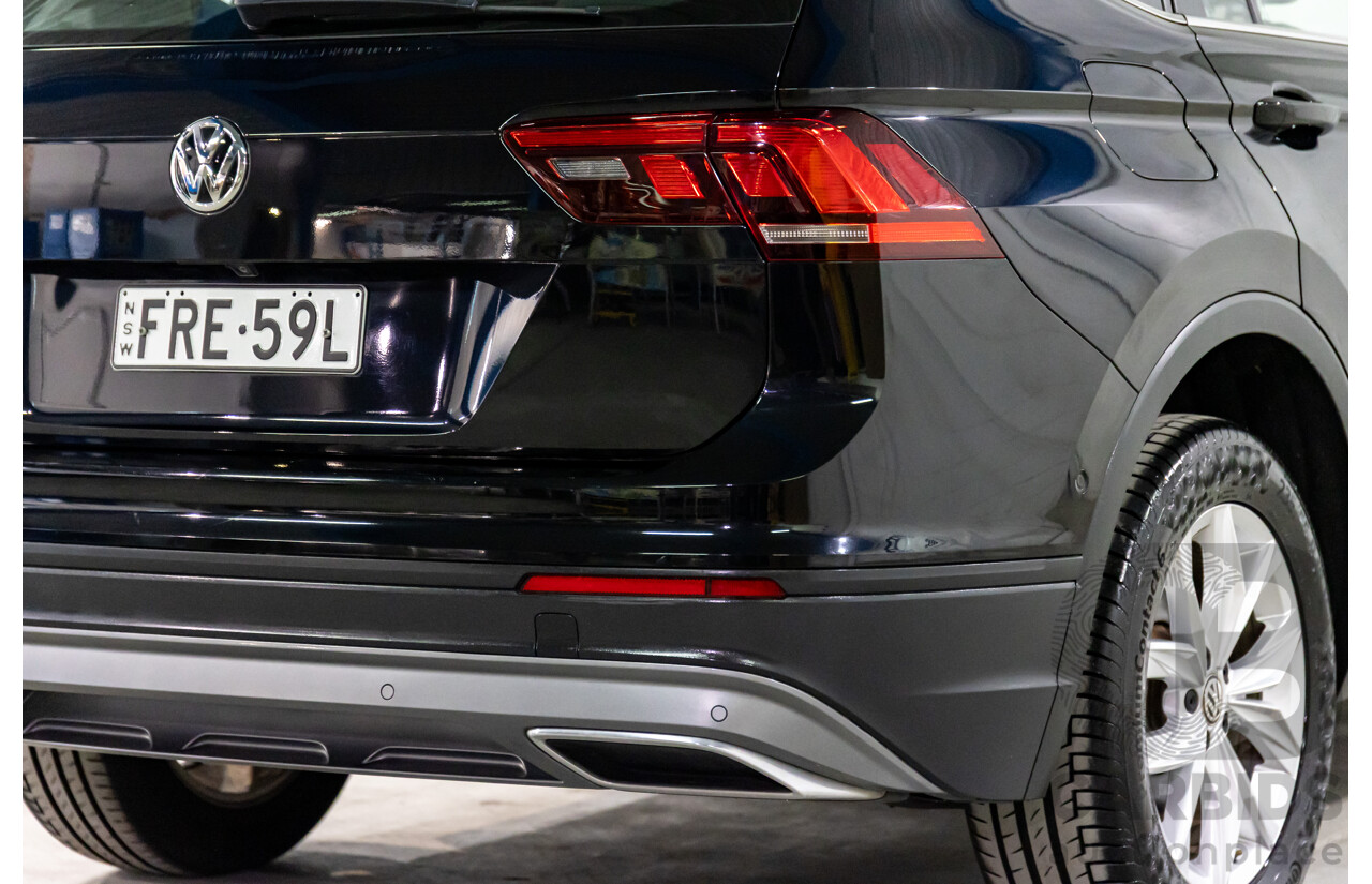 07/2018 Volkswagen Tiguan Allspace 110 TSI Comfortline (FWD) 5NA MY18 4d Wagon Deep Black Pearl Turbo 1.4L