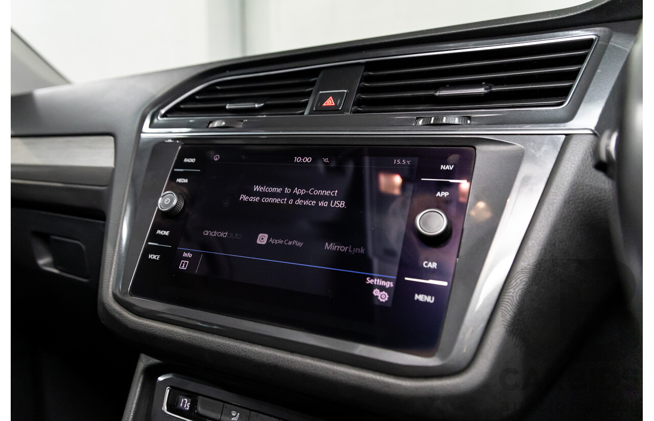 07/2018 Volkswagen Tiguan Allspace 110 TSI Comfortline (FWD) 5NA MY18 4d Wagon Deep Black Pearl Turbo 1.4L