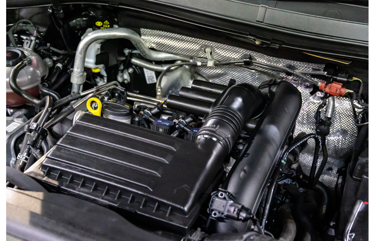 07/2018 Volkswagen Tiguan Allspace 110 TSI Comfortline (FWD) 5NA MY18 4d Wagon Deep Black Pearl Turbo 1.4L