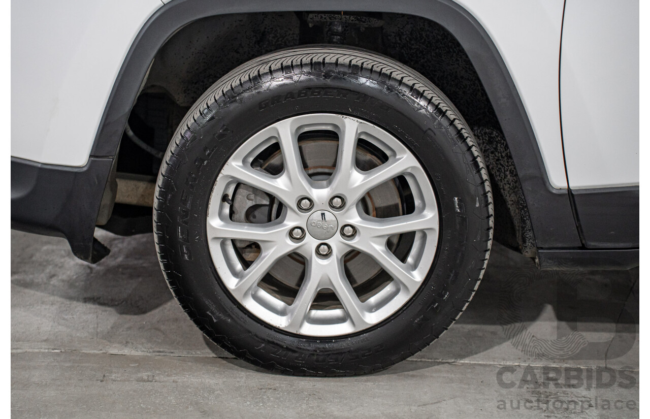2/2015 Jeep Cherokee Sport (4x2) KL MY15 4d Wagon Bright White 2.4L