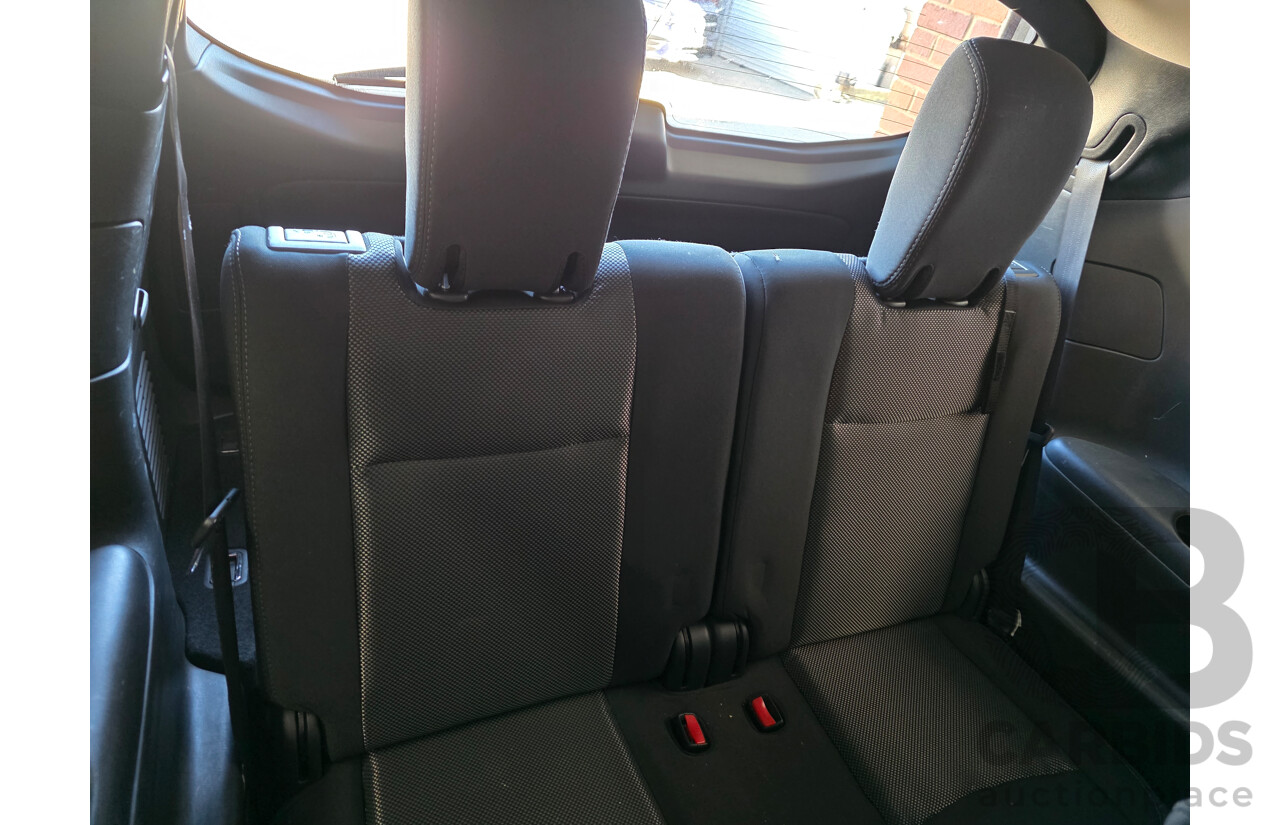 08/2017 Nissan Pathfinder ST (4x2) FWD R52 MY17 SERIES 2 4D Wagon Grey 3.5L - 7 Seats