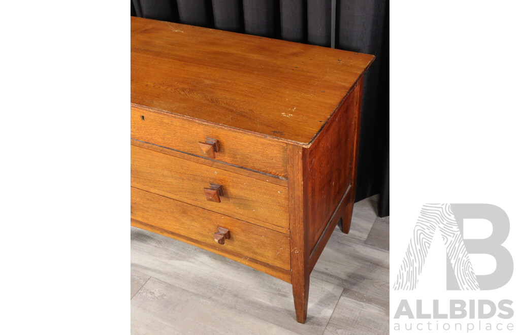 Late Edwardian Elevated Oak Chest of Three Drawers