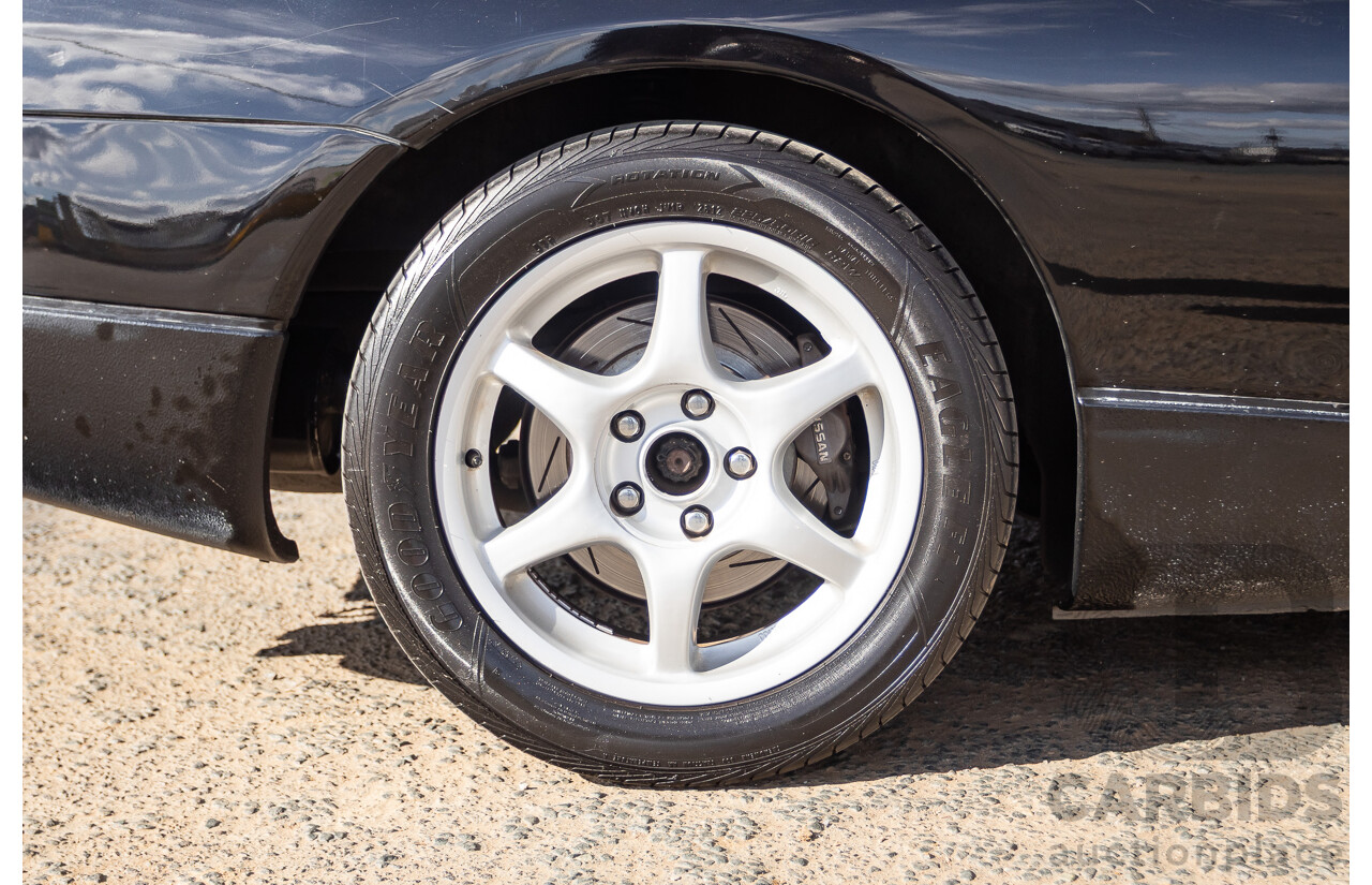 1/1992 Nissan 300ZX Targa 2d Coupe Black Twin Turbo 3.0L - 09/2001 Import