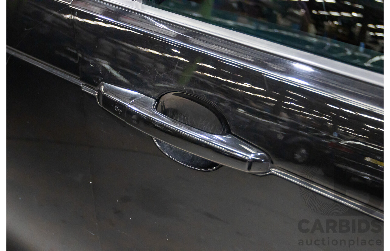 03/2018 Land Rover Discovery TD6 SE (190kW) (4x4) MY18 4D Wagon Santorini Black Turbo Diesel 3.0L - 7 Seats