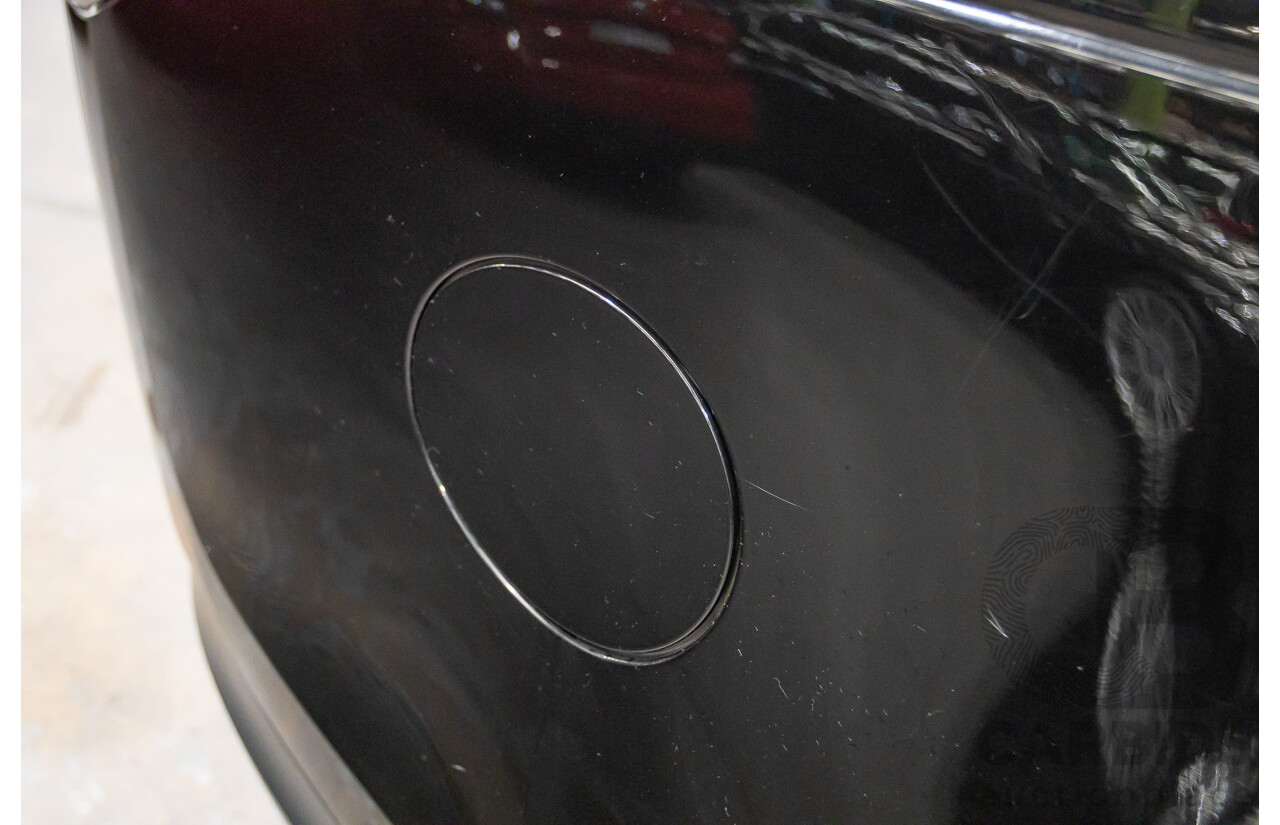 03/2018 Land Rover Discovery TD6 SE (190kW) (4x4) MY18 4D Wagon Santorini Black Turbo Diesel 3.0L - 7 Seats