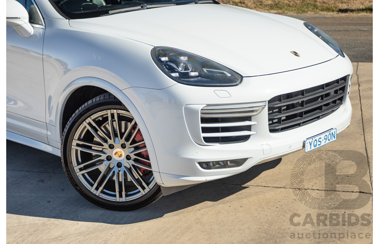1/2015 Porsche Cayenne Turbo Series 2 (AWD) 92A MY15 4d Wagon White Twin Turbo V8 4.8L