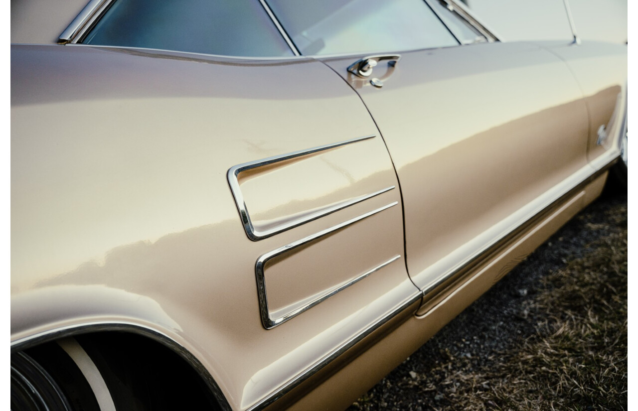 01/1963 Buick Riviera First Gen 2d Hardtop Coupe  Bronze Mist 445 Wildcat V8