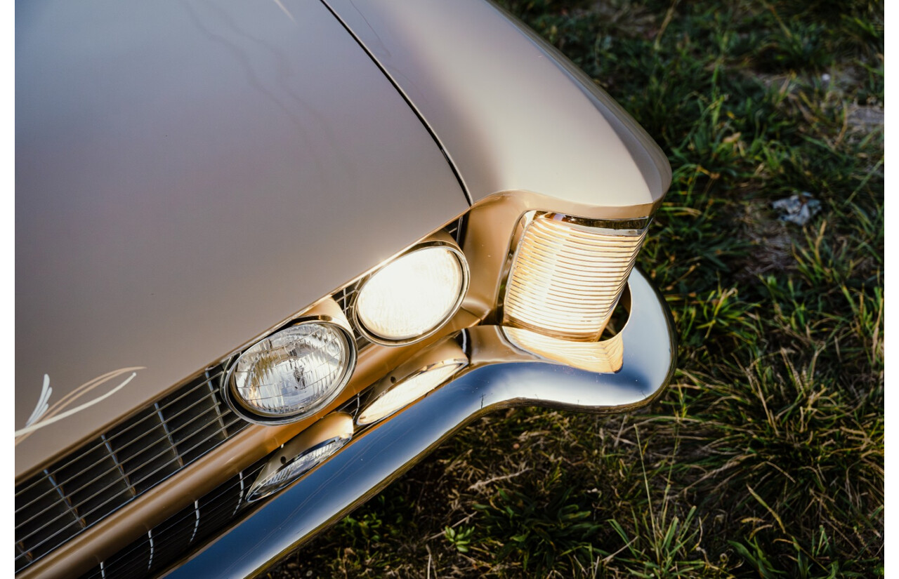 01/1963 Buick Riviera First Gen 2d Hardtop Coupe  Bronze Mist 445 Wildcat V8