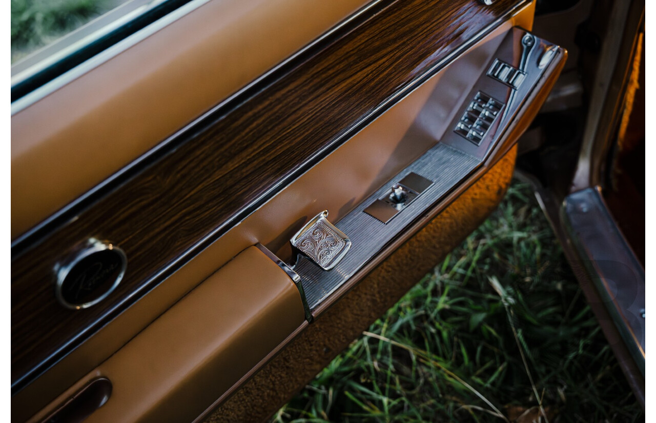 01/1963 Buick Riviera First Gen 2d Hardtop Coupe  Bronze Mist 445 Wildcat V8