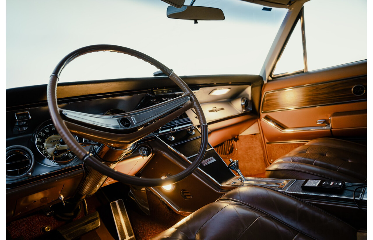 01/1963 Buick Riviera First Gen 2d Hardtop Coupe  Bronze Mist 445 Wildcat V8