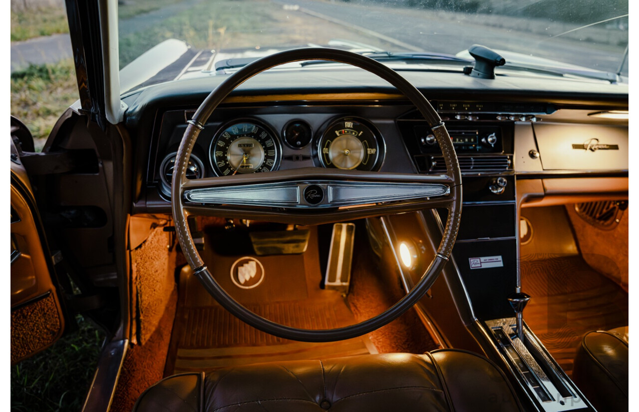 01/1963 Buick Riviera First Gen 2d Hardtop Coupe  Bronze Mist 445 Wildcat V8