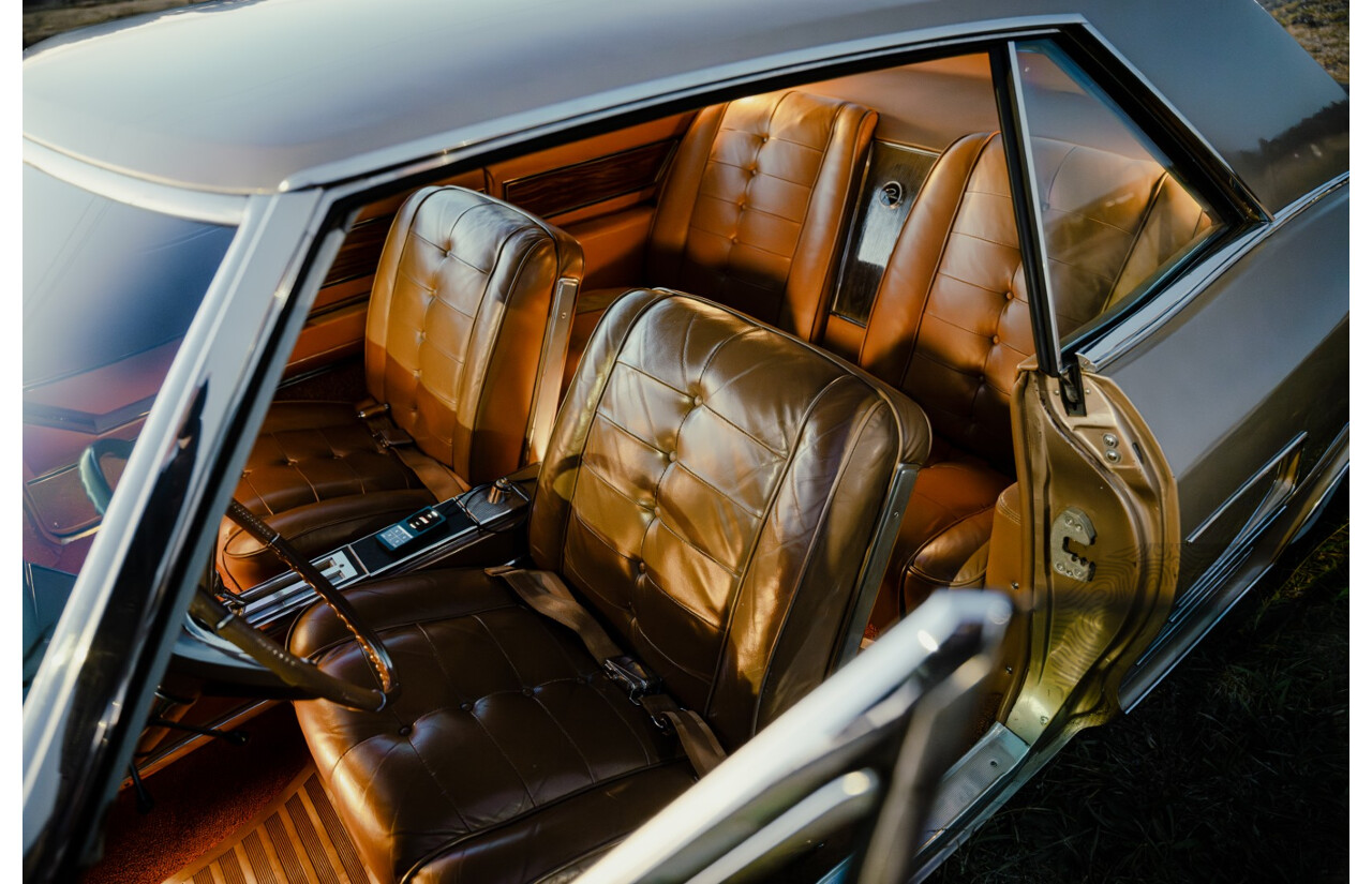 01/1963 Buick Riviera First Gen 2d Hardtop Coupe  Bronze Mist 445 Wildcat V8